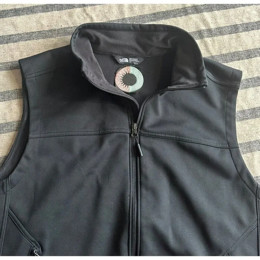 NEW The North Face Wind wall Ridge line soft shell vest. EMBROIDERED